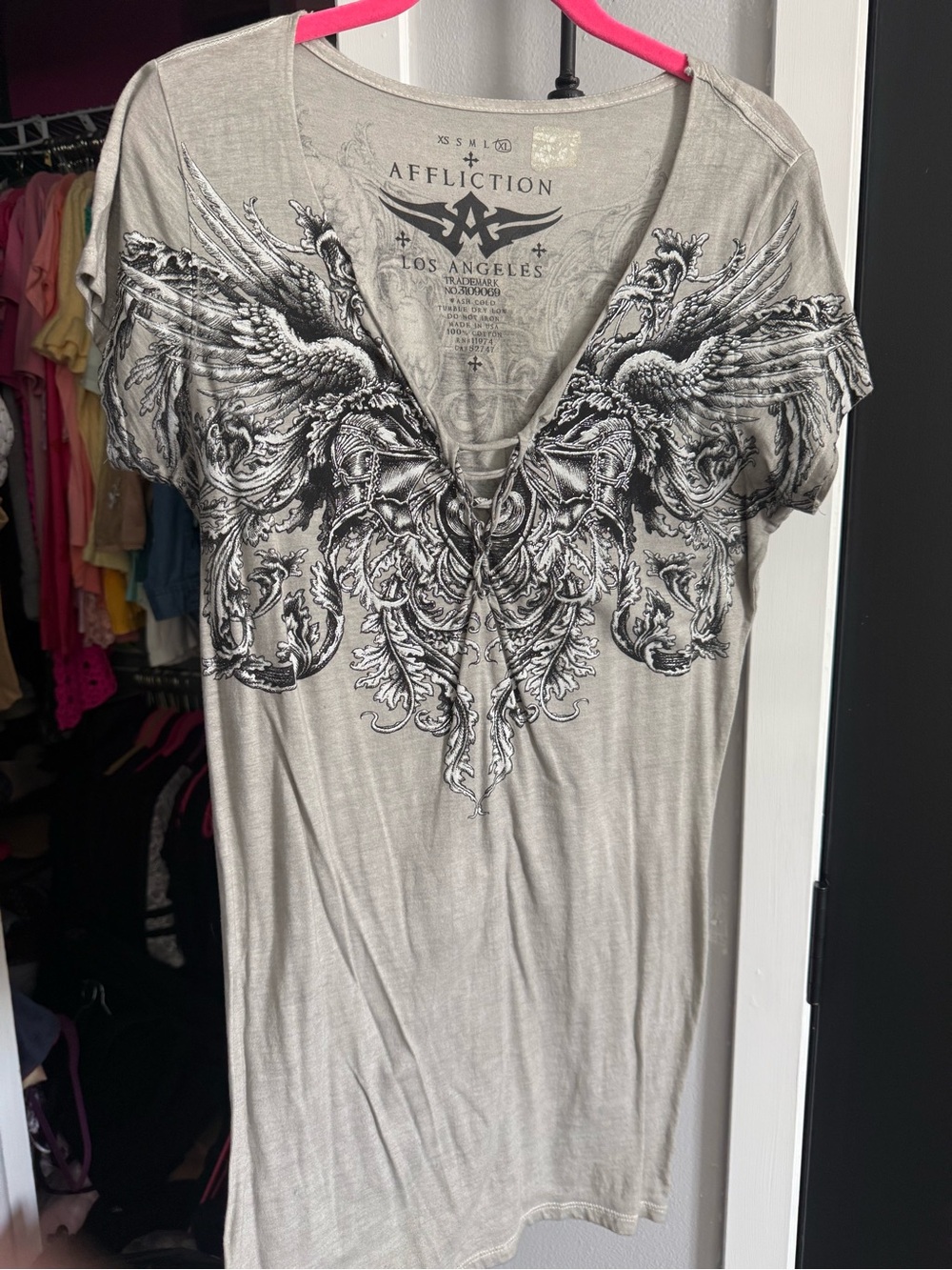 Affliction Y2K Women's Light Gray Lace-Up V-Neck Graphic Tee